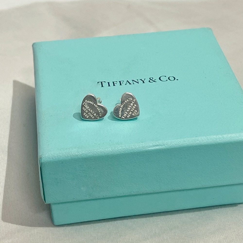Tiffany stud earrings